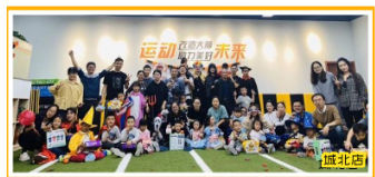 AG真人国际万圣节亲子活动，完美结束！我们明年再...